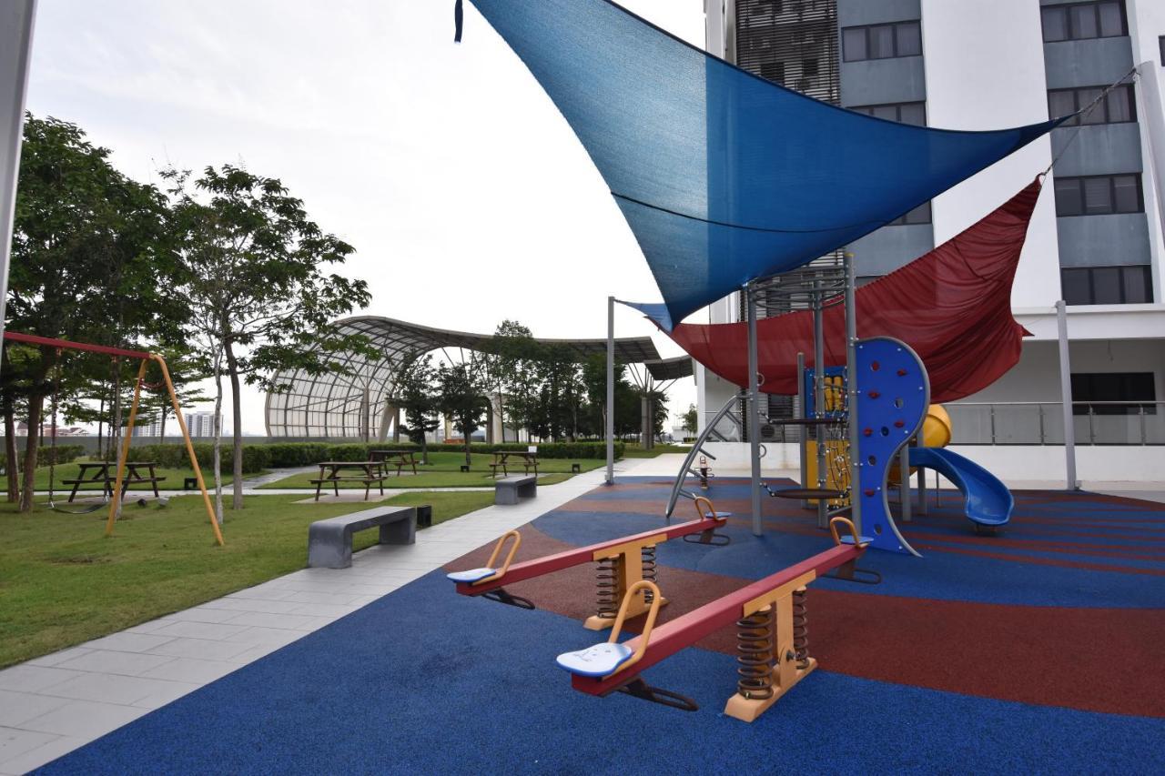 Cozy Homestay With Wifi @Encorp Strand Mall @Alpha Ivf Petaling Jaya Exterior foto